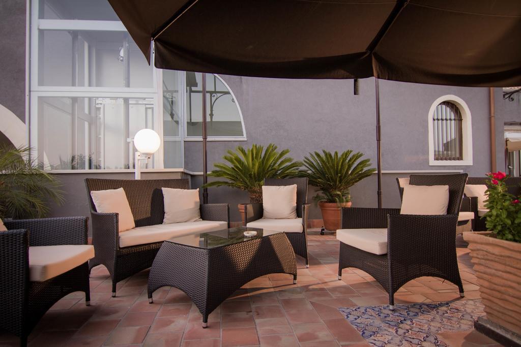 Aparthotel Dimora De Mauro 4*