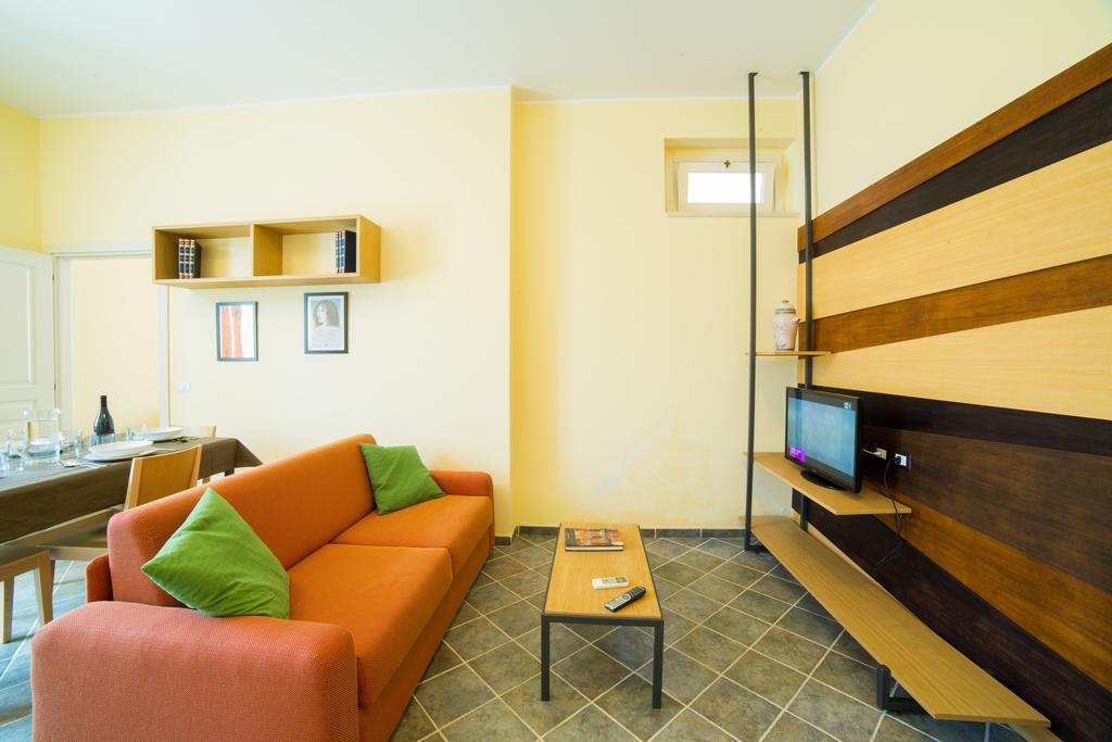 Dimora De Mauro Aparthotel