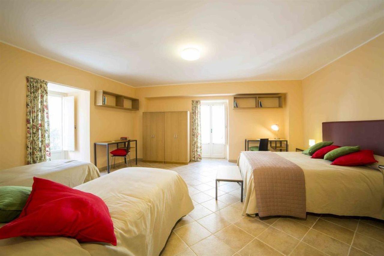 Aparthotel Dimora De Mauro 4*